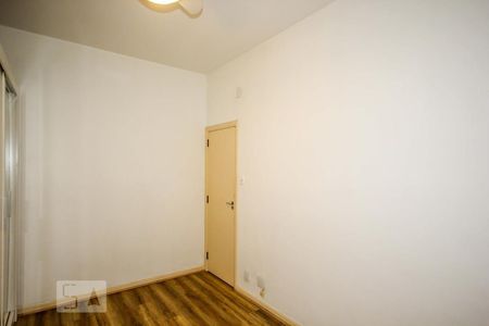 Apartamento à venda com 111m², 3 quartos e 1 vaga Apartamento à venda com 111m², 3 quartos e 1 vagaQuarto 2