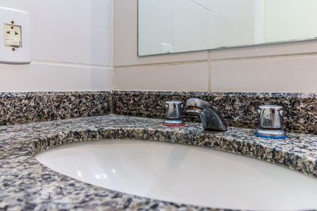 Banheiro de apartamento para alugar com 1 quarto, 30m² em Campos Elíseos, São Paulo