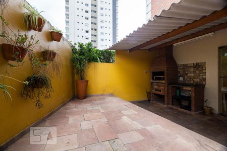 Apartamento à venda com 60m², 2 quartos e 1 vagaChurrasqueira