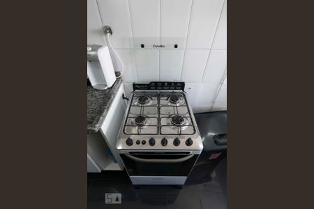 Cozinha (Fogão) de apartamento à venda com 2 quartos, 63m² em Jardim Previdência, São Paulo
