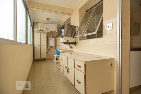 Apartamento para alugar com 180m², 4 quartos e 2 vagas Apartamento para alugar com 180m², 4 quartos e 2 vagasArea de Serviço