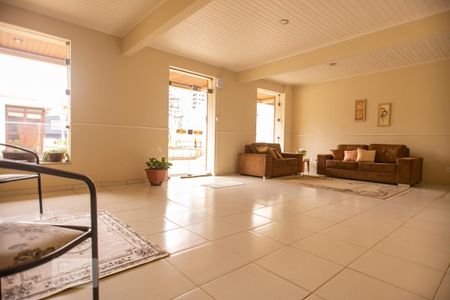 Apartamento para alugar com 180m², 4 quartos e 2 vagas Apartamento para alugar com 180m², 4 quartos e 2 vagasHall de entrada