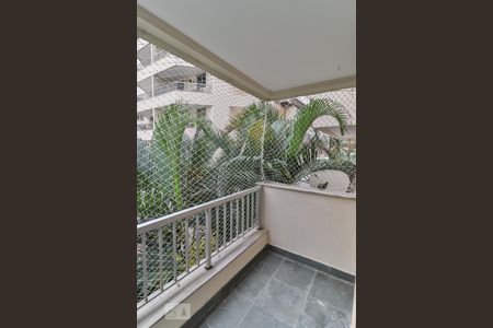 Varanda de apartamento para alugar com 2 quartos, 70m² em Anil, Rio de Janeiro