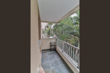Varanda de apartamento para alugar com 2 quartos, 70m² em Anil, Rio de Janeiro