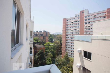 Vista da Sala de apartamento para alugar com 3 quartos, 81m² em Icaraí, Niterói