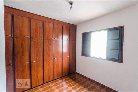 Quarto 02 de casa para alugar com 2 quartos, 200m² em Cidade Mãe do Céu, São Paulo