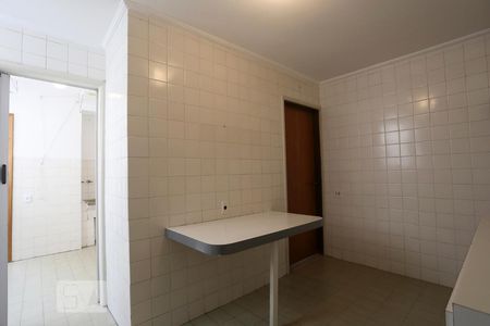 Apartamento para alugar com 148m², 3 quartos e 1 vaga Apartamento para alugar com 148m², 3 quartos e 1 vagaCozinha
