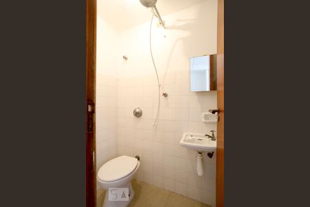 Apartamento para alugar com 148m², 3 quartos e 1 vaga Apartamento para alugar com 148m², 3 quartos e 1 vagaBanheiro de Serviço