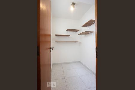 Apartamento para alugar com 148m², 3 quartos e 1 vaga Apartamento para alugar com 148m², 3 quartos e 1 vagaQuarto de Serviço