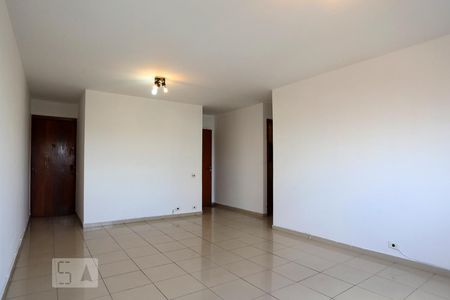 Apartamento para alugar com 148m², 3 quartos e 1 vaga Apartamento para alugar com 148m², 3 quartos e 1 vagaSala