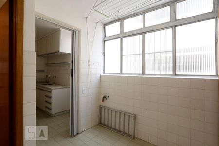 Apartamento para alugar com 148m², 3 quartos e 1 vaga Apartamento para alugar com 148m², 3 quartos e 1 vagaÁrea de Serviço