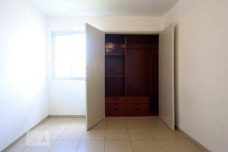 Apartamento para alugar com 148m², 3 quartos e 1 vaga Apartamento para alugar com 148m², 3 quartos e 1 vagaQuarto 1 Armário