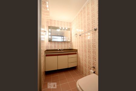 Apartamento para alugar com 148m², 3 quartos e 1 vaga Apartamento para alugar com 148m², 3 quartos e 1 vagaBanheiro Suite