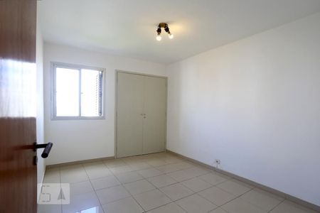 Apartamento para alugar com 148m², 3 quartos e 1 vaga Apartamento para alugar com 148m², 3 quartos e 1 vagaQuarto 1