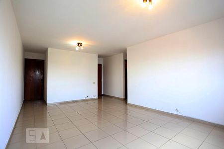 Apartamento para alugar com 148m², 3 quartos e 1 vaga Apartamento para alugar com 148m², 3 quartos e 1 vagaSala