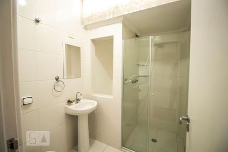 Casa para alugar com 140m², 3 quartos e 3 vagas Casa para alugar com 140m², 3 quartos e 3 vagasBanheiro Suíte 1