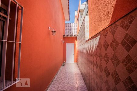 Casa para alugar com 140m², 3 quartos e 3 vagas Casa para alugar com 140m², 3 quartos e 3 vagasCorredor Externo