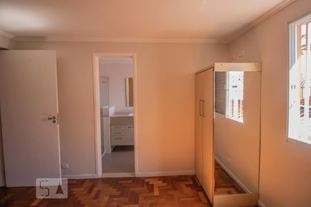 Casa para alugar com 140m², 3 quartos e 3 vagas Casa para alugar com 140m², 3 quartos e 3 vagasSuíte 2