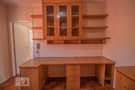 Casa para alugar com 140m², 3 quartos e 3 vagas Casa para alugar com 140m², 3 quartos e 3 vagasQuarto