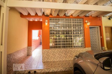 Casa para alugar com 140m², 3 quartos e 3 vagas Casa para alugar com 140m², 3 quartos e 3 vagasFachada