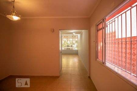 Casa para alugar com 140m², 3 quartos e 3 vagas Casa para alugar com 140m², 3 quartos e 3 vagasSala de Jantar