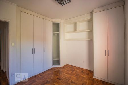 Casa para alugar com 140m², 3 quartos e 3 vagas Casa para alugar com 140m², 3 quartos e 3 vagasSuíte 1