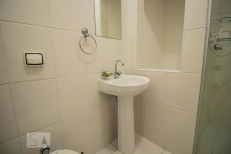 Casa para alugar com 140m², 3 quartos e 3 vagas Casa para alugar com 140m², 3 quartos e 3 vagasBanheiro Suíte 1