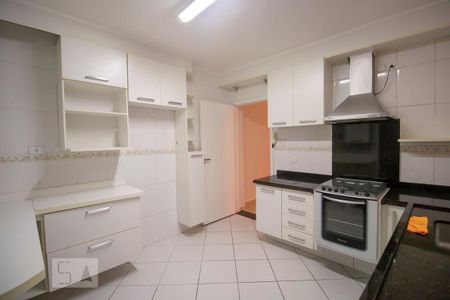 Casa para alugar com 140m², 3 quartos e 3 vagas Casa para alugar com 140m², 3 quartos e 3 vagasCozinha