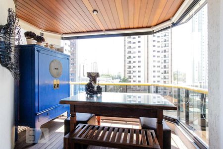varanda de apartamento para alugar com 3 quartos, 156m² em Jardim Anália Franco, São Paulo