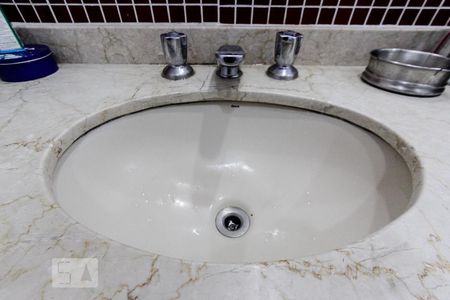 Apartamento para alugar com 156m², 3 quartos e 4 vagasdetalhe banheiro suite