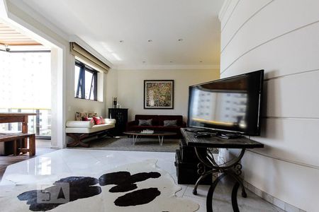 sala de tv de apartamento para alugar com 3 quartos, 156m² em Jardim Anália Franco, São Paulo