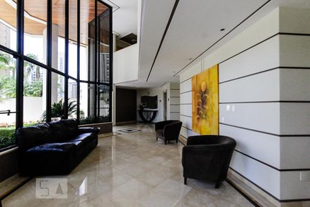 Apartamento para alugar com 156m², 3 quartos e 4 vagasHall