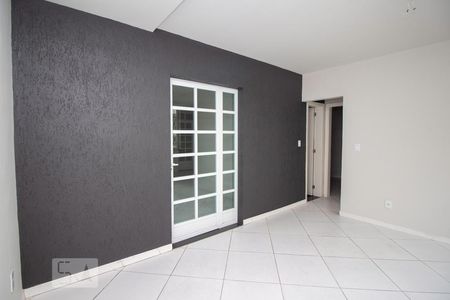 Sala de casa de condomínio à venda com 2 quartos, 90m² em Méier, Rio de Janeiro