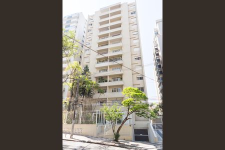 Apartamento para alugar com 110m², 2 quartos e 1 vaga Apartamento para alugar com 110m², 2 quartos e 1 vagaFachada