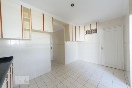 Apartamento para alugar com 110m², 2 quartos e 1 vaga Apartamento para alugar com 110m², 2 quartos e 1 vagaCozinha