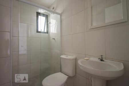 Banheiro de apartamento para alugar com 2 quartos, 70m² em Campestre, Santo André