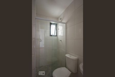 Banheiro de apartamento para alugar com 2 quartos, 70m² em Campestre, Santo André