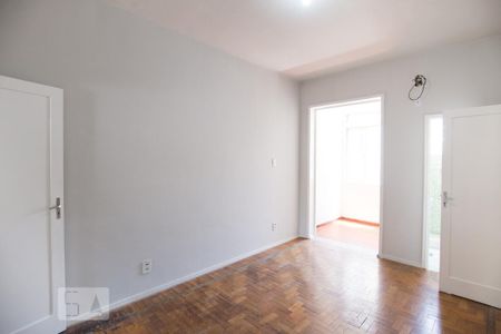 Apartamento à venda com 90m², 3 quartos e sem vaga Apartamento à venda com 90m², 3 quartos e sem vagaSuíte
