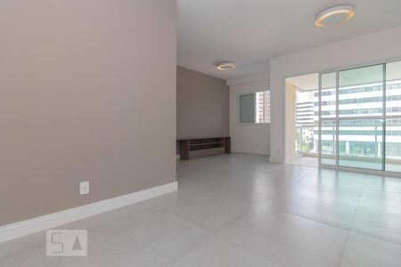 Sala de apartamento para alugar com 1 quarto, 69m² em Empresarial 18 do Forte, Barueri