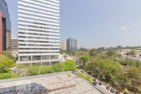 Vista da varanda de apartamento para alugar com 1 quarto, 69m² em Empresarial 18 do Forte, Barueri