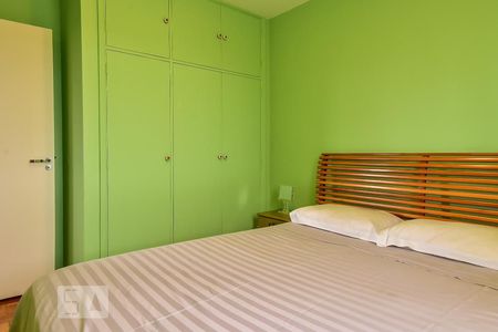 Quarto 1 de apartamento para alugar com 2 quartos, 68m² em Brooklin Paulista, São Paulo