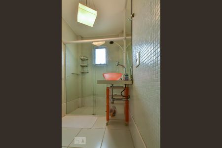 Apartamento para alugar com 68m², 2 quartos e 1 vagaBanheiro