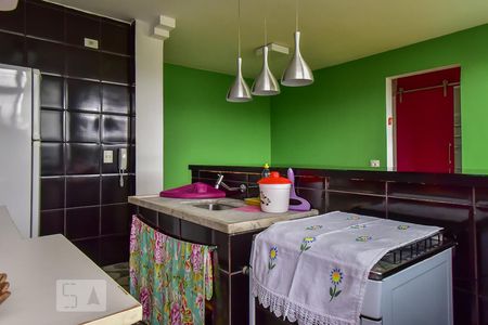 Apartamento para alugar com 68m², 2 quartos e 1 vagaCozinha