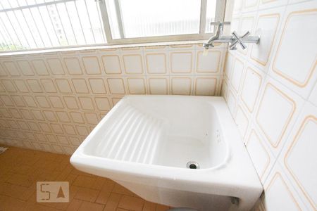 Área de Serviço de apartamento para alugar com 2 quartos, 82m² em Indianópolis, São Paulo