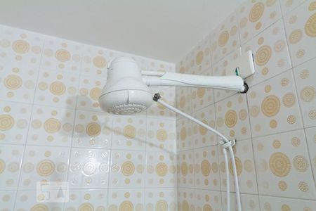 Apartamento à venda com 100m², 3 quartos e 2 vagasBanheiro Suíte (detalhe)