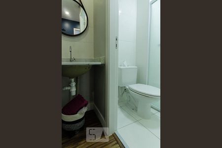 banheiro de apartamento para alugar com 2 quartos, 55m² em Vila Prudente, São Paulo
