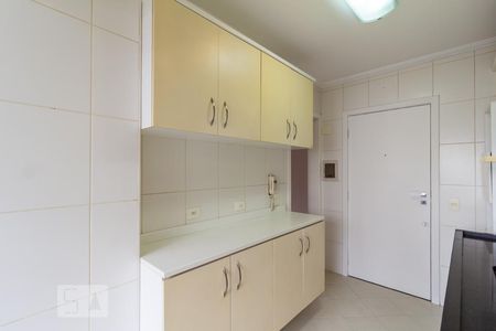 Apartamento à venda com 80m², 2 quartos e 1 vagaCozinha