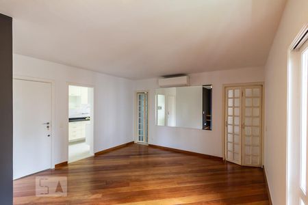 Sala de apartamento à venda com 2 quartos, 80m² em Vila Uberabinha, São Paulo
