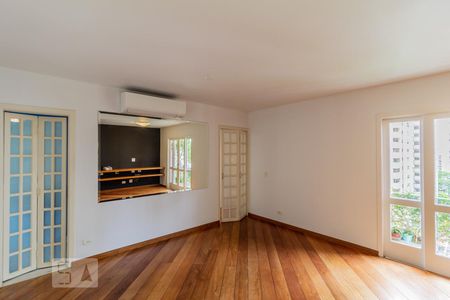 Sala de apartamento à venda com 2 quartos, 80m² em Vila Uberabinha, São Paulo
