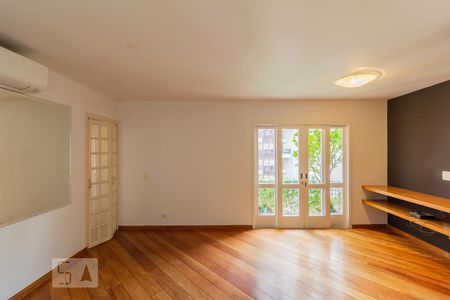 Sala de apartamento à venda com 2 quartos, 80m² em Vila Uberabinha, São Paulo